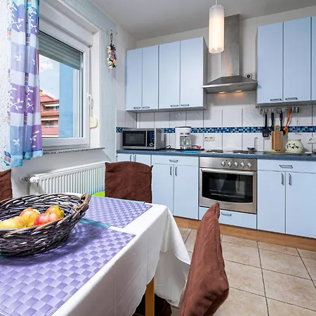 1 Bedroom Lovely In * Barbariga